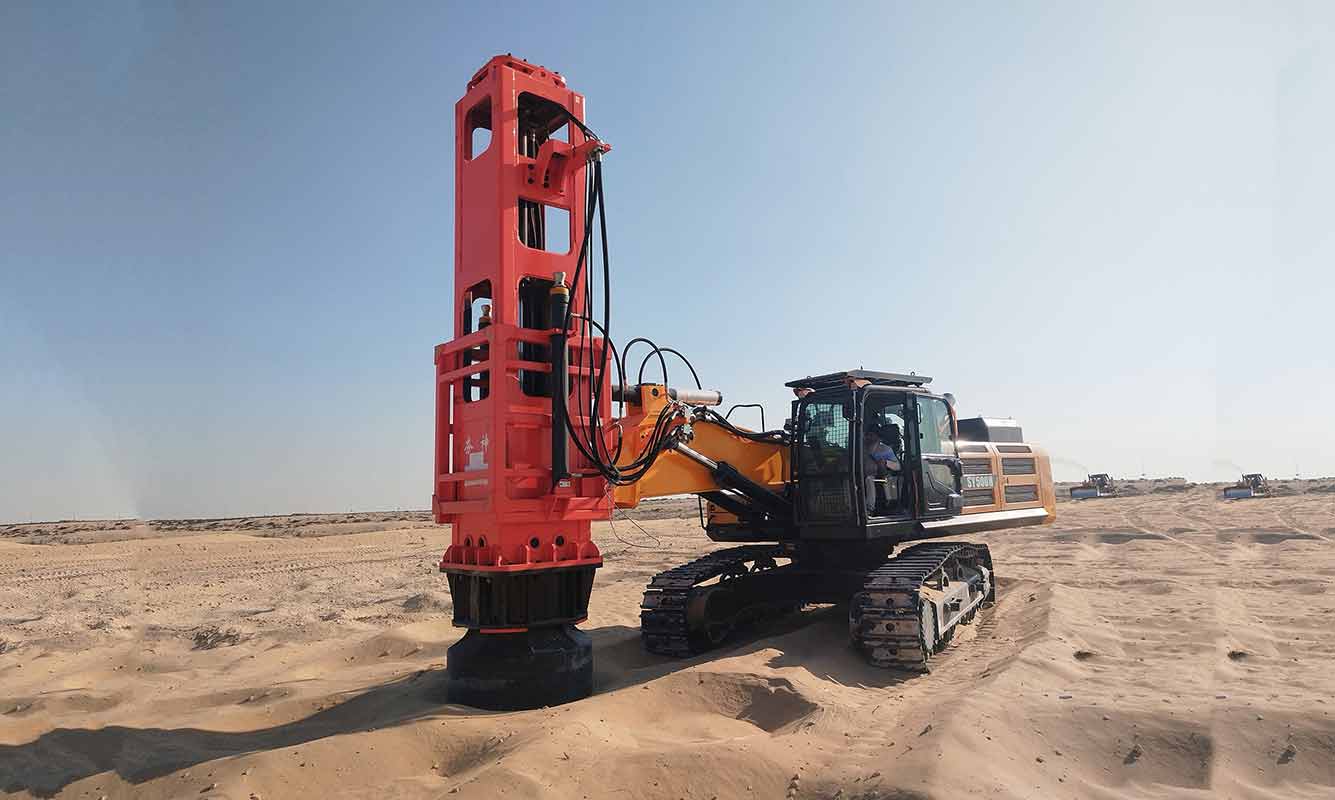 HC150 150千焦挖掘機液壓夯在中東阿聯酋阿布扎比基礎夯實 