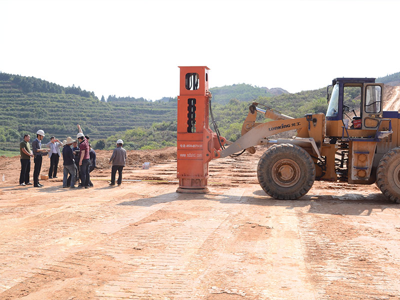 裝載機液壓打夯機 裝載機液壓打夯機