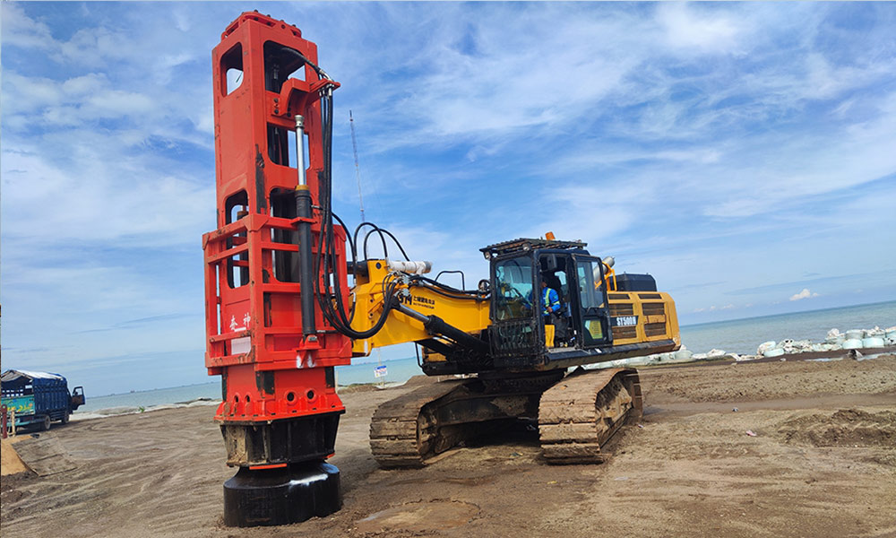 HC150高速液壓夯實機在印度尼西亞施工 HC150高速液壓夯實機在印度尼西亞施工